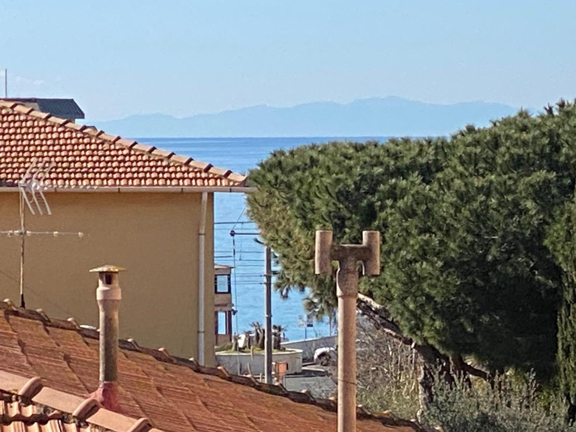 Il Castelluccio Apartment San Vincenzo Exterior photo